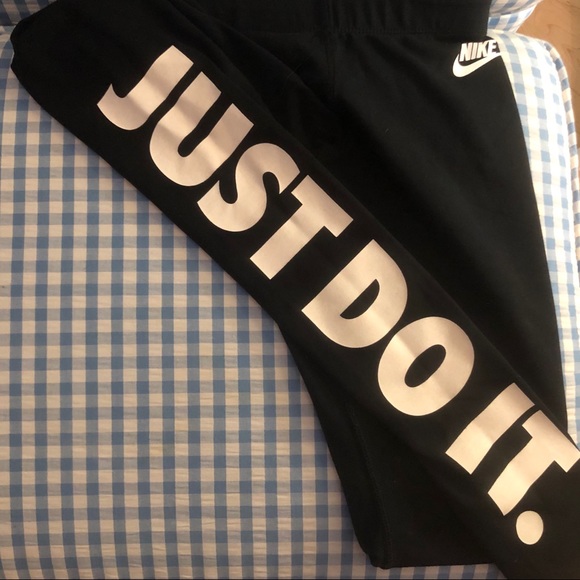 Women’s Small Nike Leg-A-See Leggings Black. - Picture 7 of 7